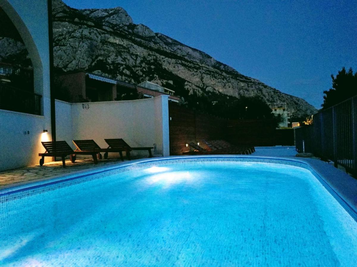 Apartments Fiona - Away From City Crowds Makarska Eksteriør bilde