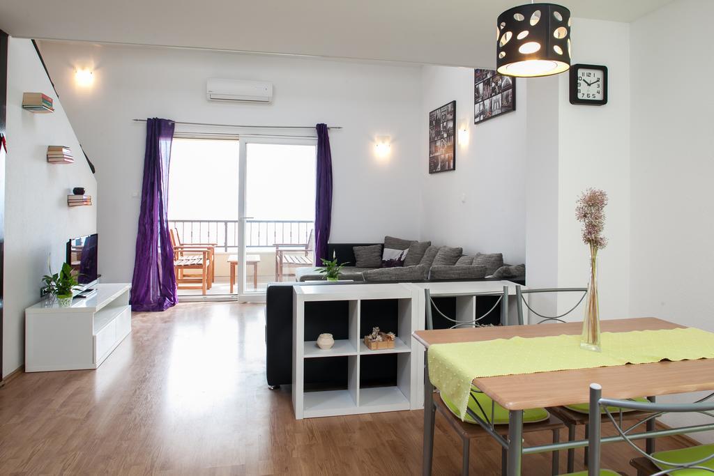 Apartments Fiona - Away From City Crowds Makarska Rom bilde